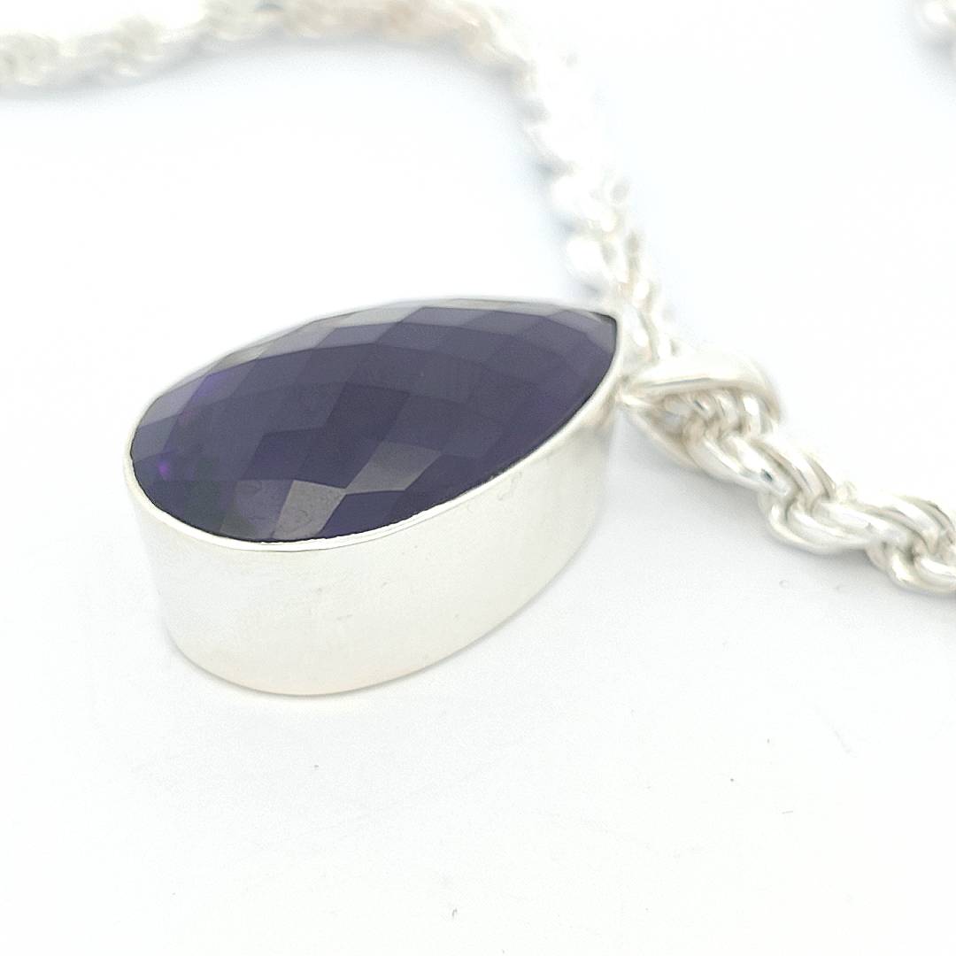 African Amethyst Pendant - Lara - boothandbooth