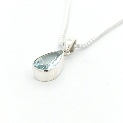Aquamarine Pendant - Sian - boothandbooth
