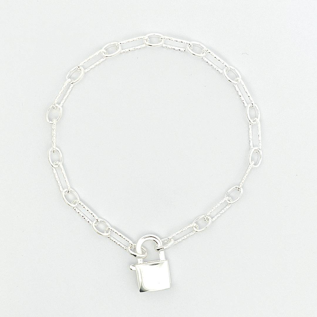 Sterling Silver Lock Pendant Bracelet 4MM - boothandbooth