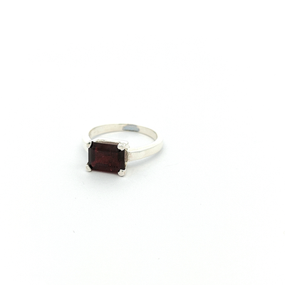 Garnet Ring - Turner - boothandbooth