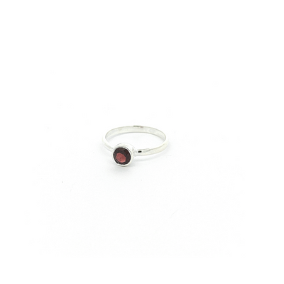 Garnet Ring - Matisse - boothandbooth