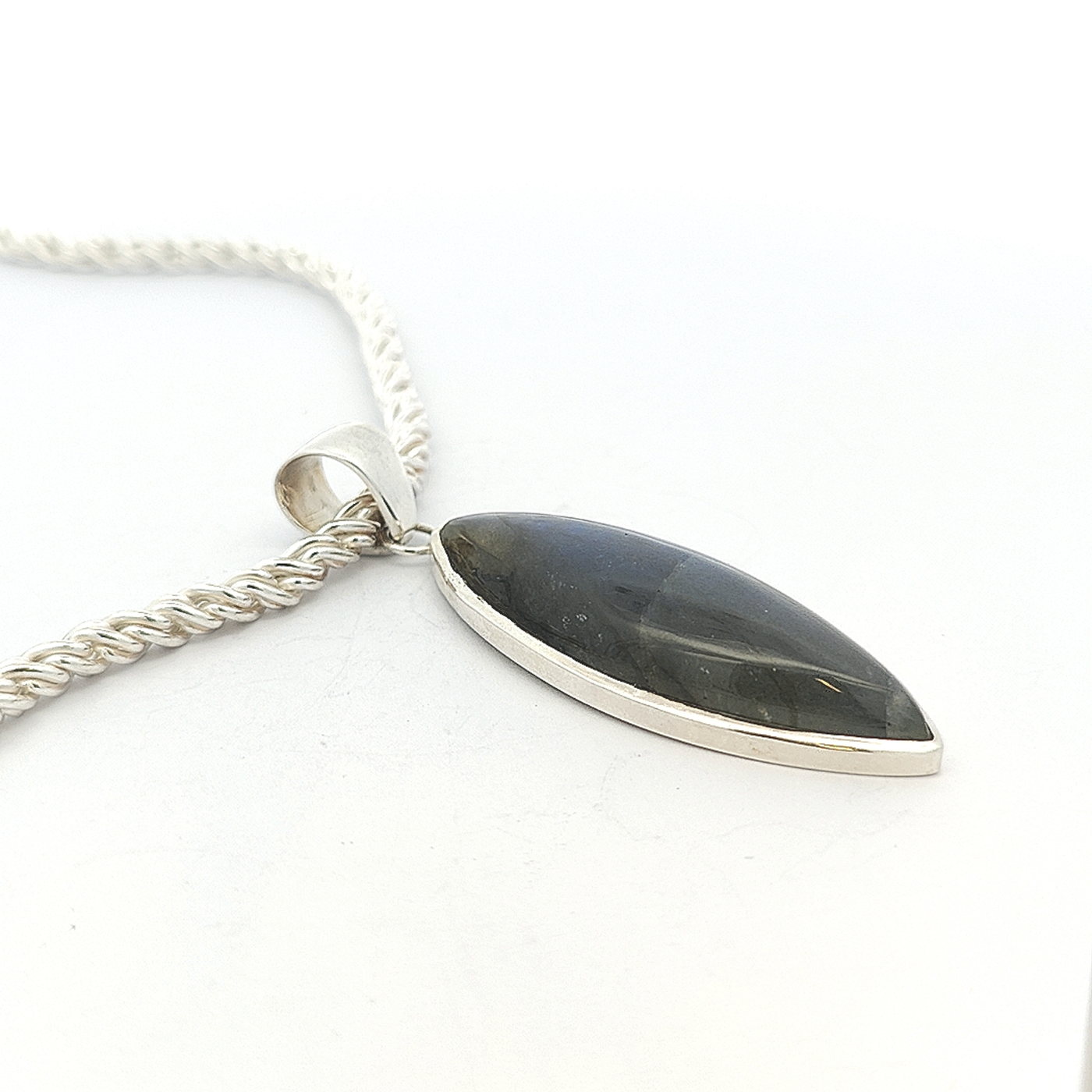 Labradorite Silver Pendant - Keira - boothandbooth