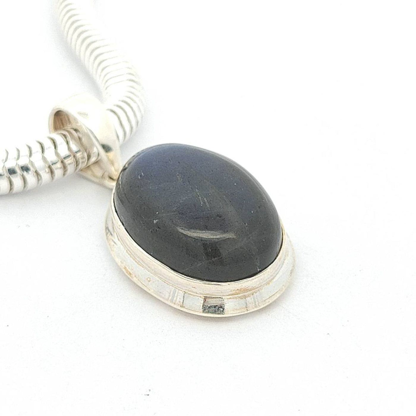 Labradorite Pendant Imogen - boothandbooth