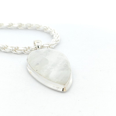 Moonstone Pendant - Geneveive - boothandbooth
