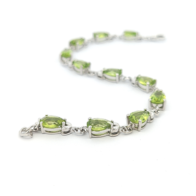 Peridot Bracelet - Martha - boothandbooth