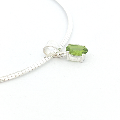 Peridot Pendant - Dulcie - boothandbooth