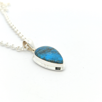 Turquoise Pendant - Geneveive - boothandbooth
