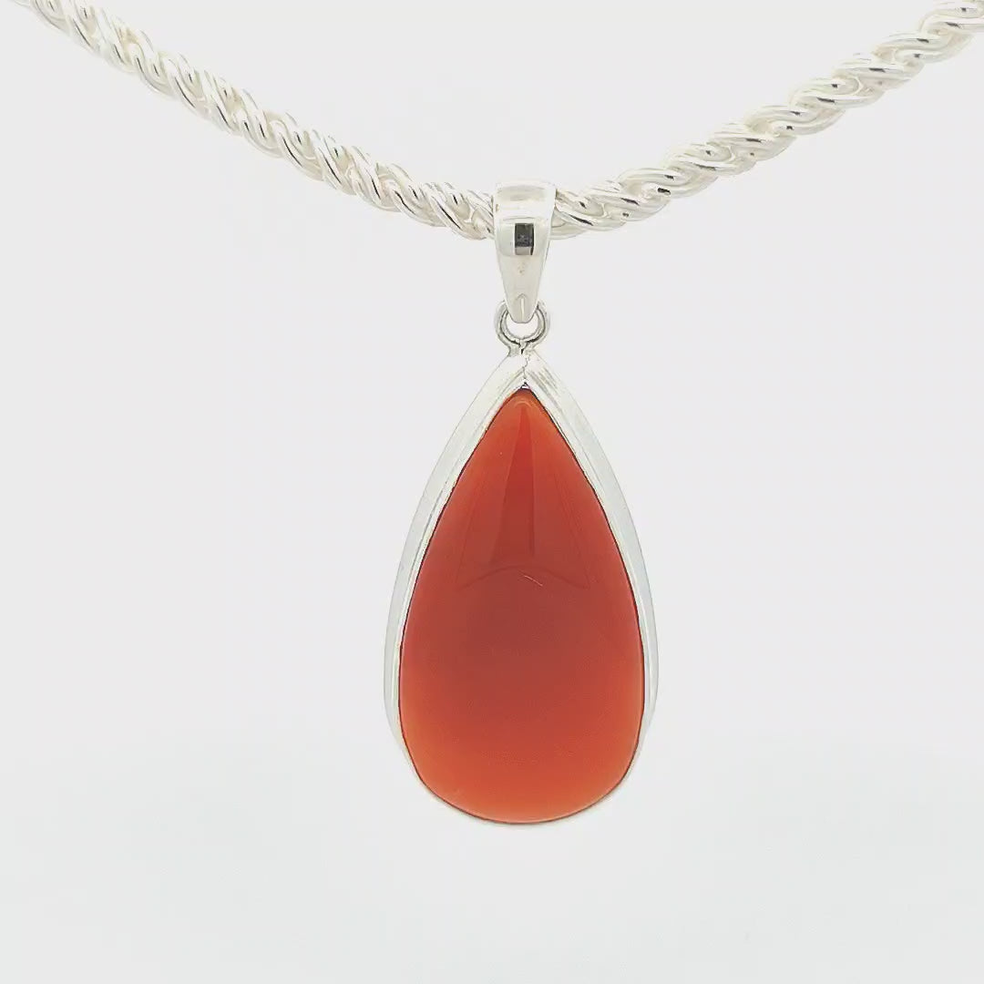 Carnelian Pendant - Carmelle